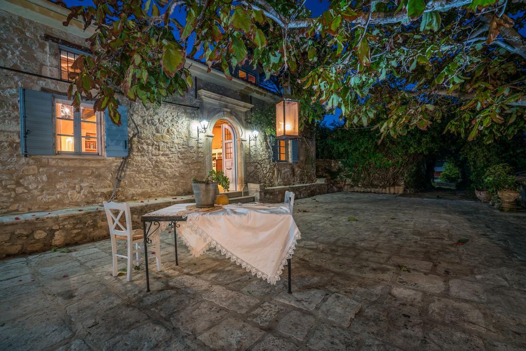 Bratis Holiday Home Kalithéa Kültér fotó